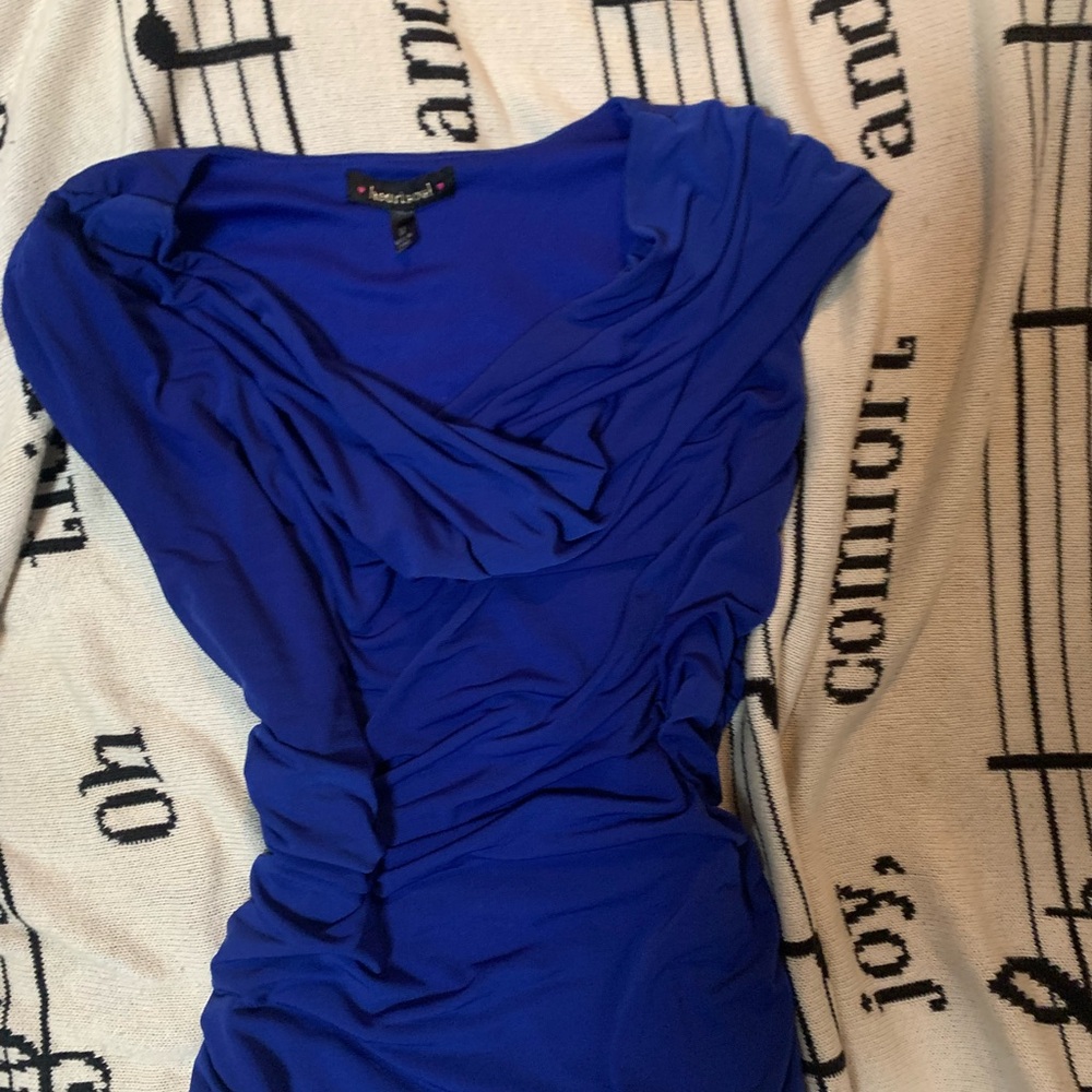 HeartSoul Royal Blue cute top comes with stickers!! Worn once